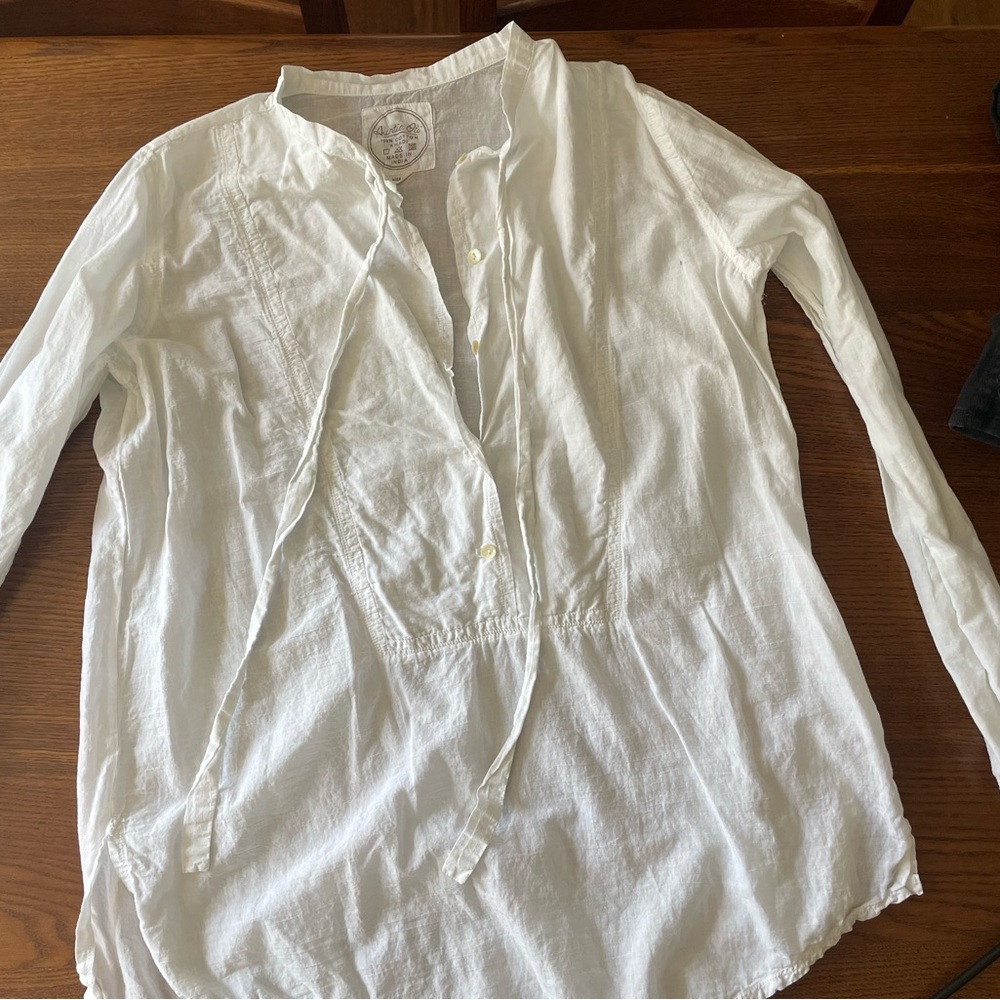 Auntie Oti white long sleeve blouse (size 1 - M / oversized fit)